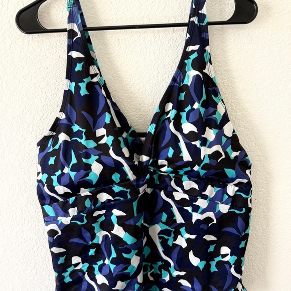 Serra Blue and White One Piece Swimwear Classic Design - Picture 4 of 11